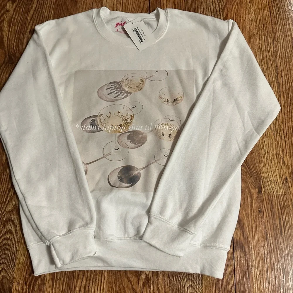 🆕 Girl Tribe Co Sweatshirt “Slams Laptop Shut til Next Year”